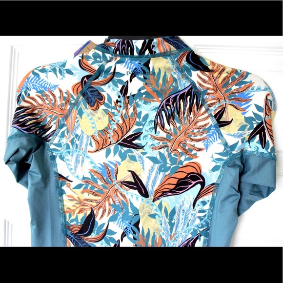 Patagonia | Micro Swell Rashguard 50+ UPF - Picture 7 of 8